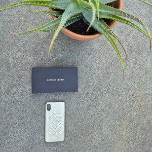 NIB Bottega Veneta Intrecciato Leather iPhone X Case in Platinum